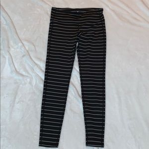 NWOT Athleta Chaturanga Mid-Rise Striped Pants